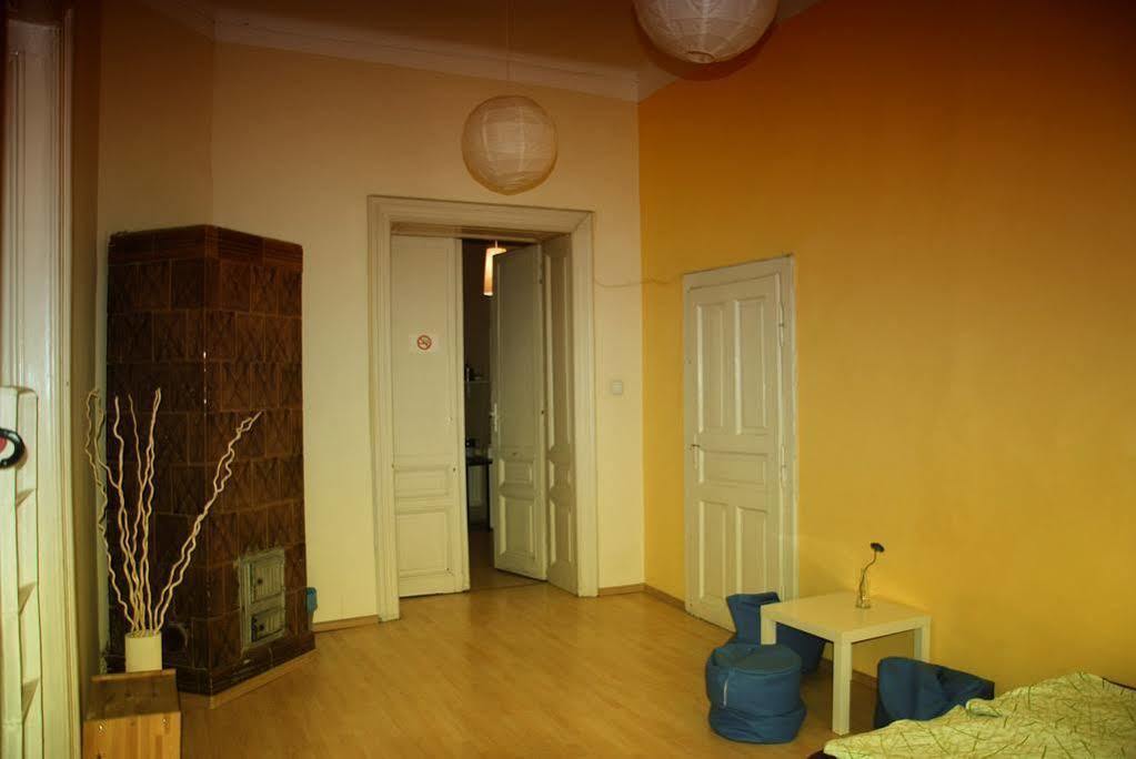Hostel Krakowskie Klimaty Bagian luar foto
