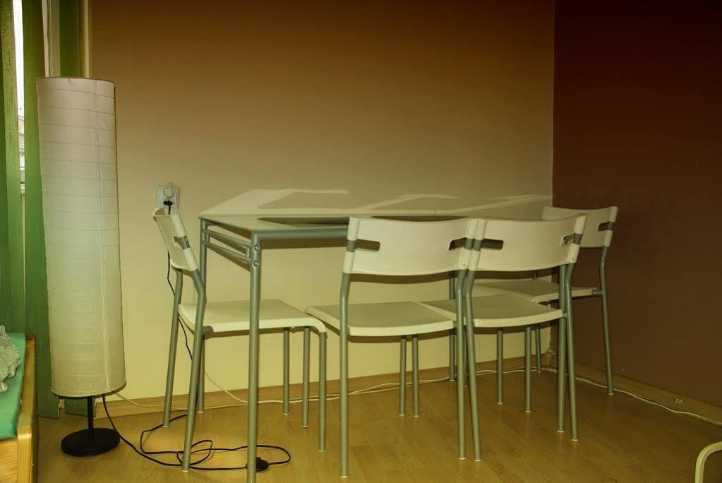 Hostel Krakowskie Klimaty Bagian luar foto