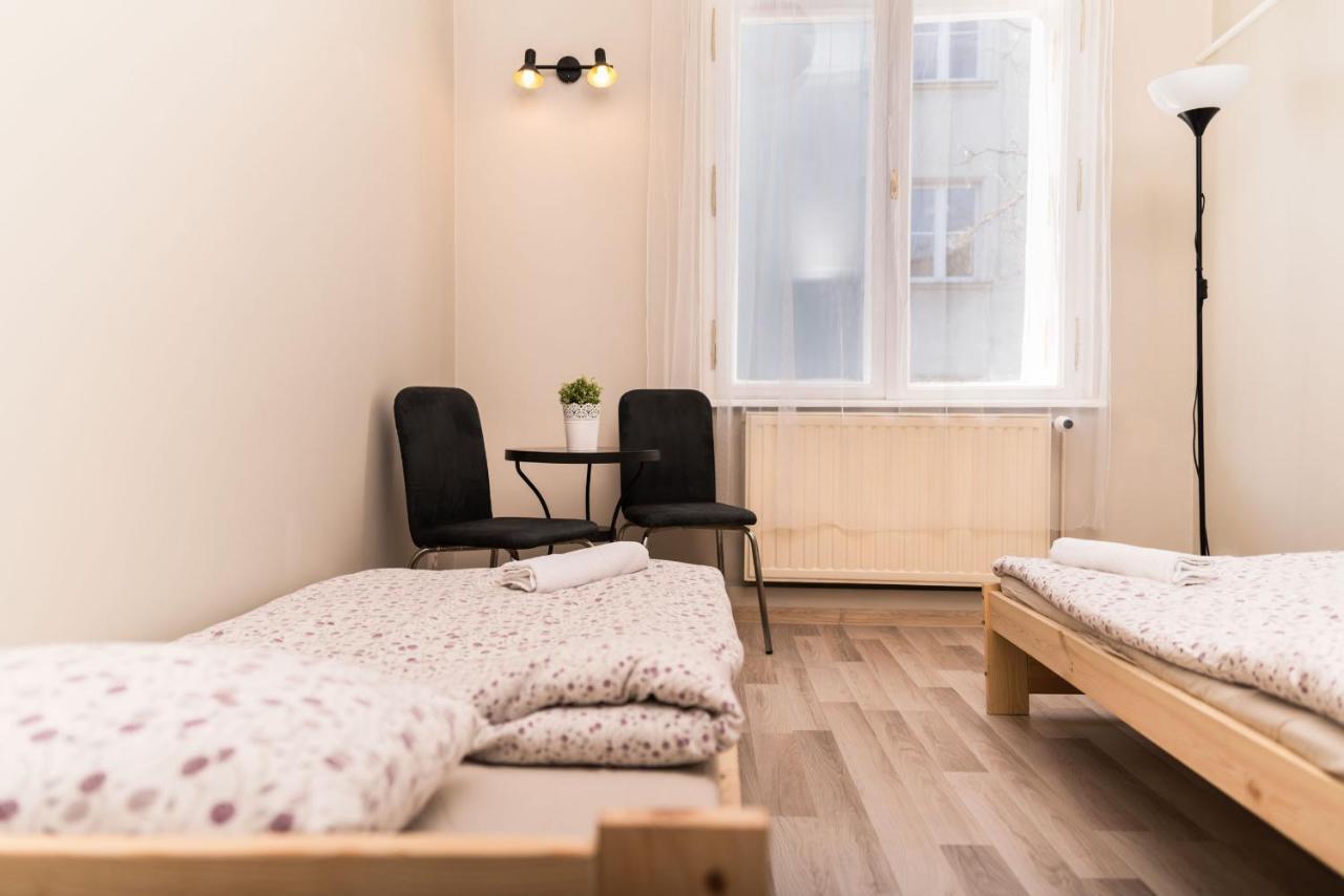 Hostel Krakowskie Klimaty Bagian luar foto
